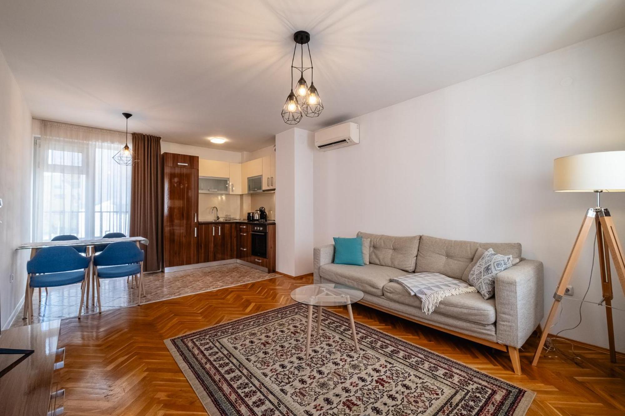 Seaside Serenity Charming Apartment By Sea Garden Βάρνα Εξωτερικό φωτογραφία